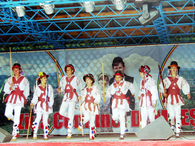 Calusarii din Stolnici