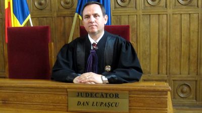 Dan Lupascu, infractor in roba, si-a tras 500 000 de euro,  adica partea porcului