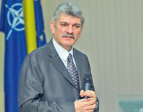 Marcel Opris, director STS