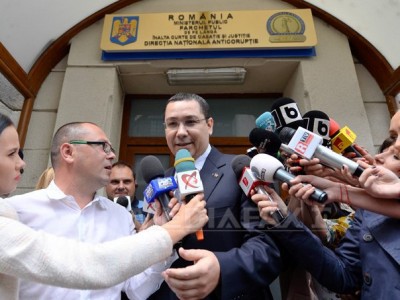 Premierul României, Victor Ponta, victima lui Kovessi şi Uncheşelu