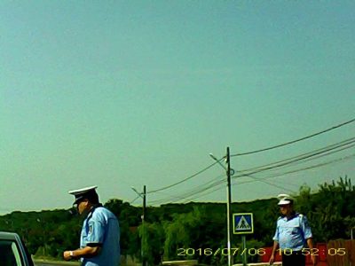 Militieni Abuzivi -Sectia Albota,Arges, fac servicii rutiere punandu-si caschete albe 5